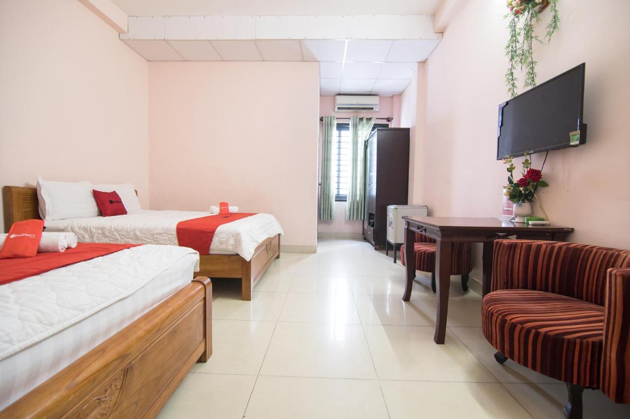 Reddoorz Plus Near Aeon Mall Tan Phu 2 Bandar Ho Chi Minh Luaran gambar
