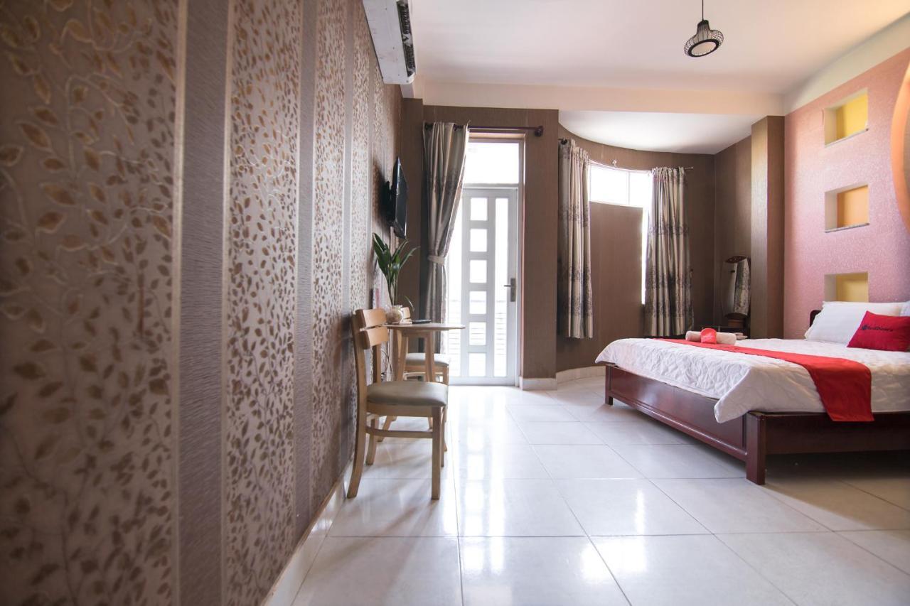 Reddoorz Plus Near Aeon Mall Tan Phu 2 Bandar Ho Chi Minh Luaran gambar