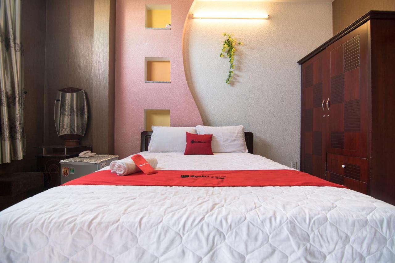 Reddoorz Plus Near Aeon Mall Tan Phu 2 Bandar Ho Chi Minh Luaran gambar