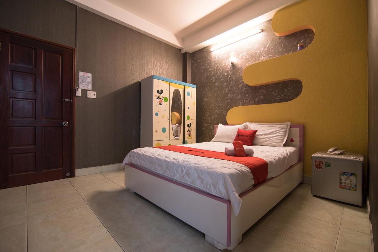 Reddoorz Plus Near Aeon Mall Tan Phu 2 Bandar Ho Chi Minh Luaran gambar