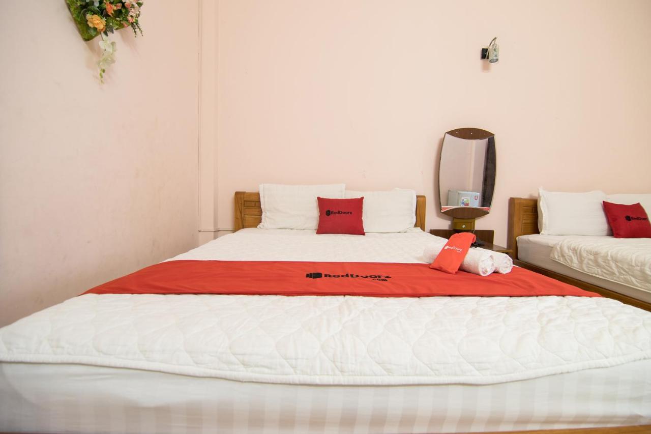 Reddoorz Plus Near Aeon Mall Tan Phu 2 Bandar Ho Chi Minh Luaran gambar