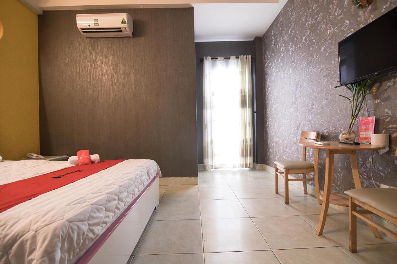 Reddoorz Plus Near Aeon Mall Tan Phu 2 Bandar Ho Chi Minh Luaran gambar